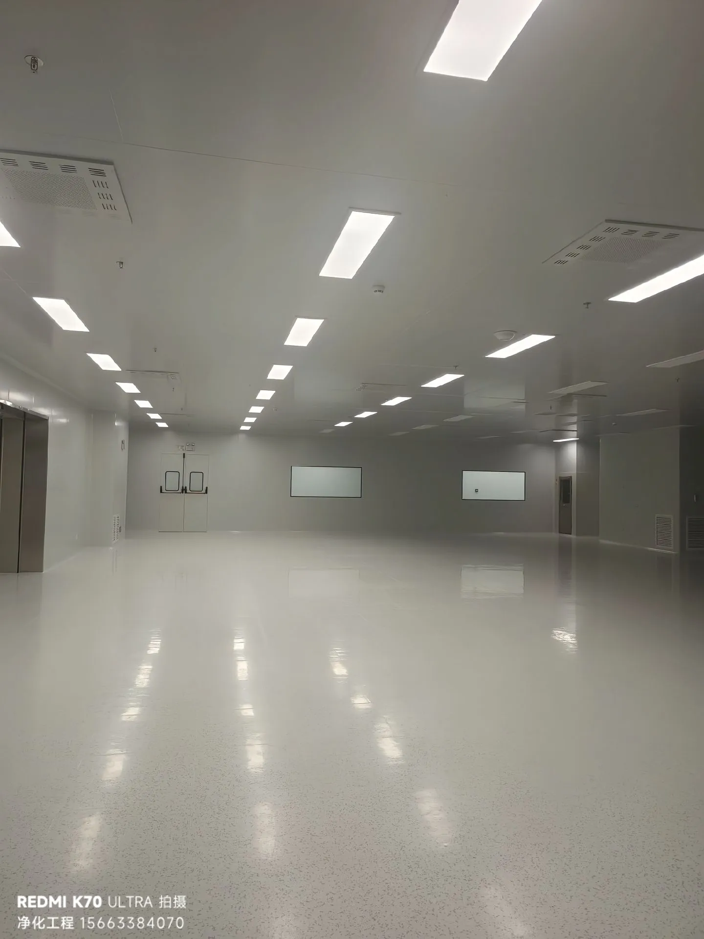 南京雨花经济开发区创彩光电 1700㎡ SMT 净化车间装修工程