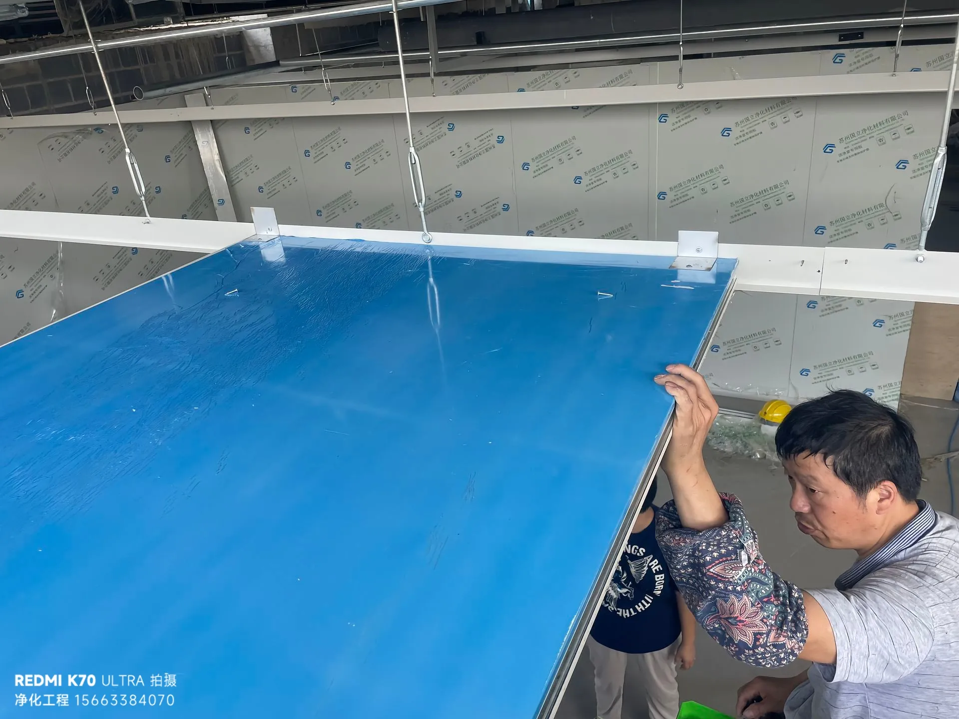 墙顶连接不翻车！南京厂房净化板隔断与彩钢板吊顶施工细节指南 - 洁净厂房服务商-1