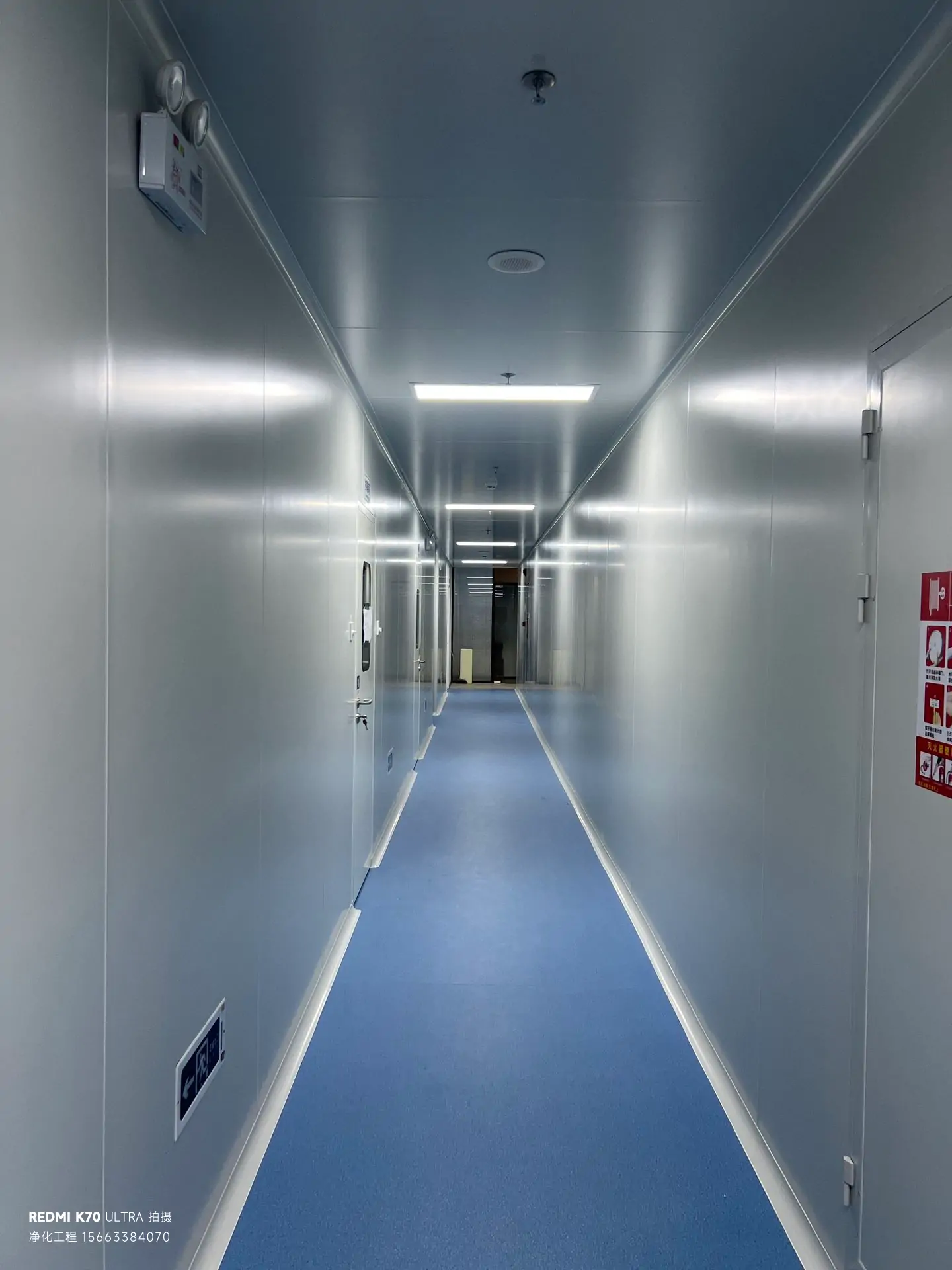 玻镁净化板与同透PVC地坪,构筑高密闭、易清洁的无菌环境 玻镁净化板与同透PVC地坪,构筑高密闭、易清洁的无菌环境