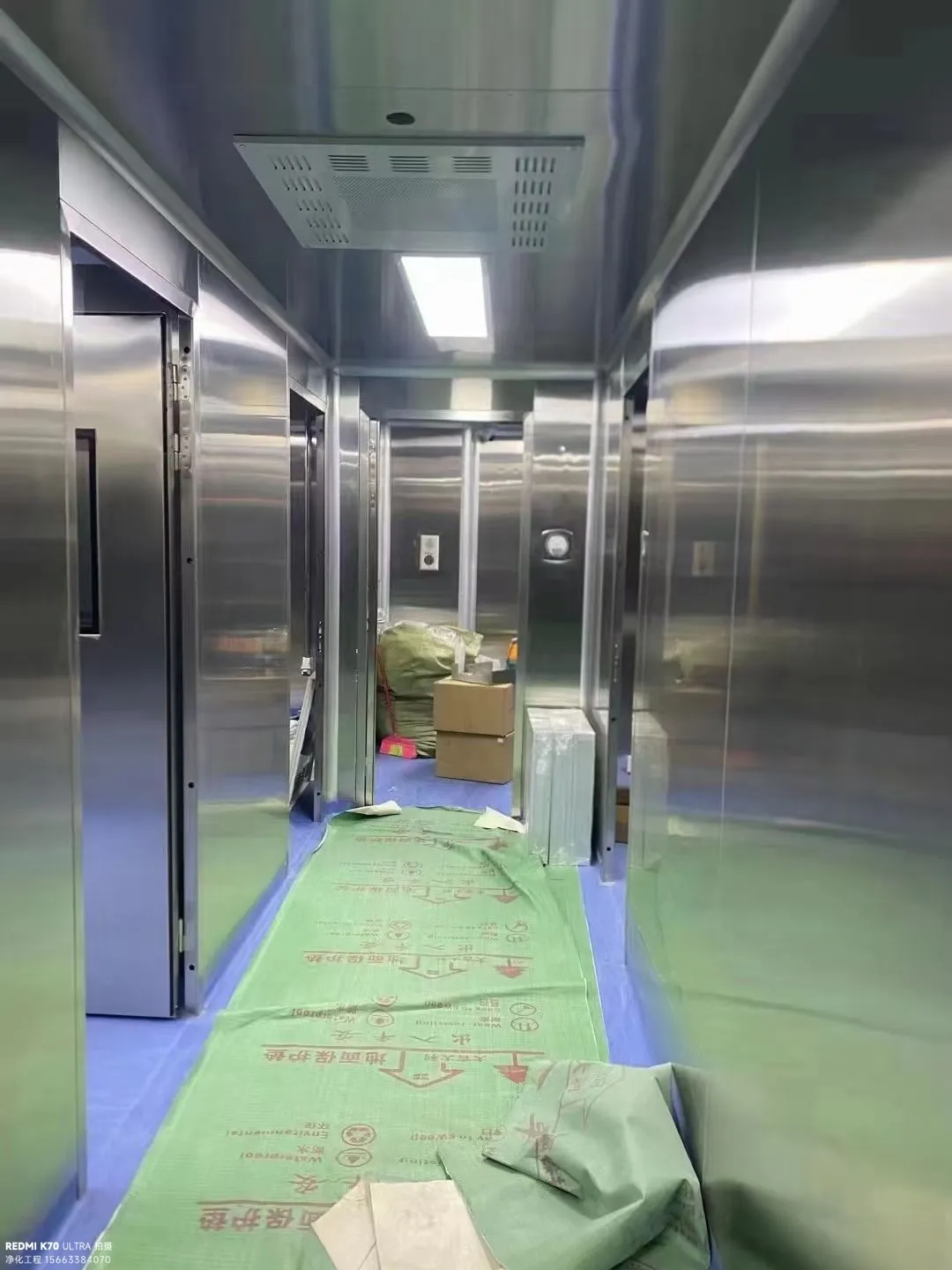 架地板设计,兼顾洁净密封与管线铺设 架地板设计,兼顾洁净密封与管线铺设