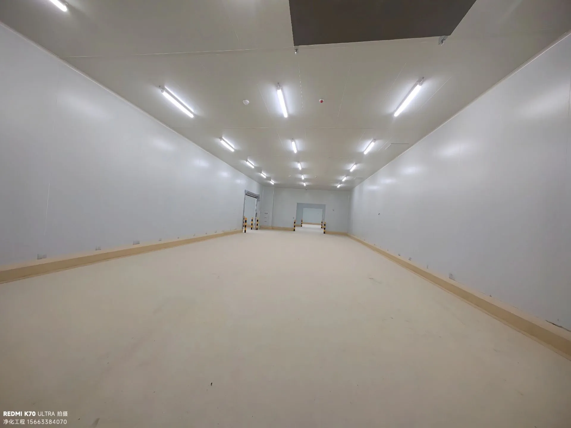 南京刻锐精密金属蚀刻无尘车间内部环境 南京刻锐精密金属蚀刻无尘车间内部环境