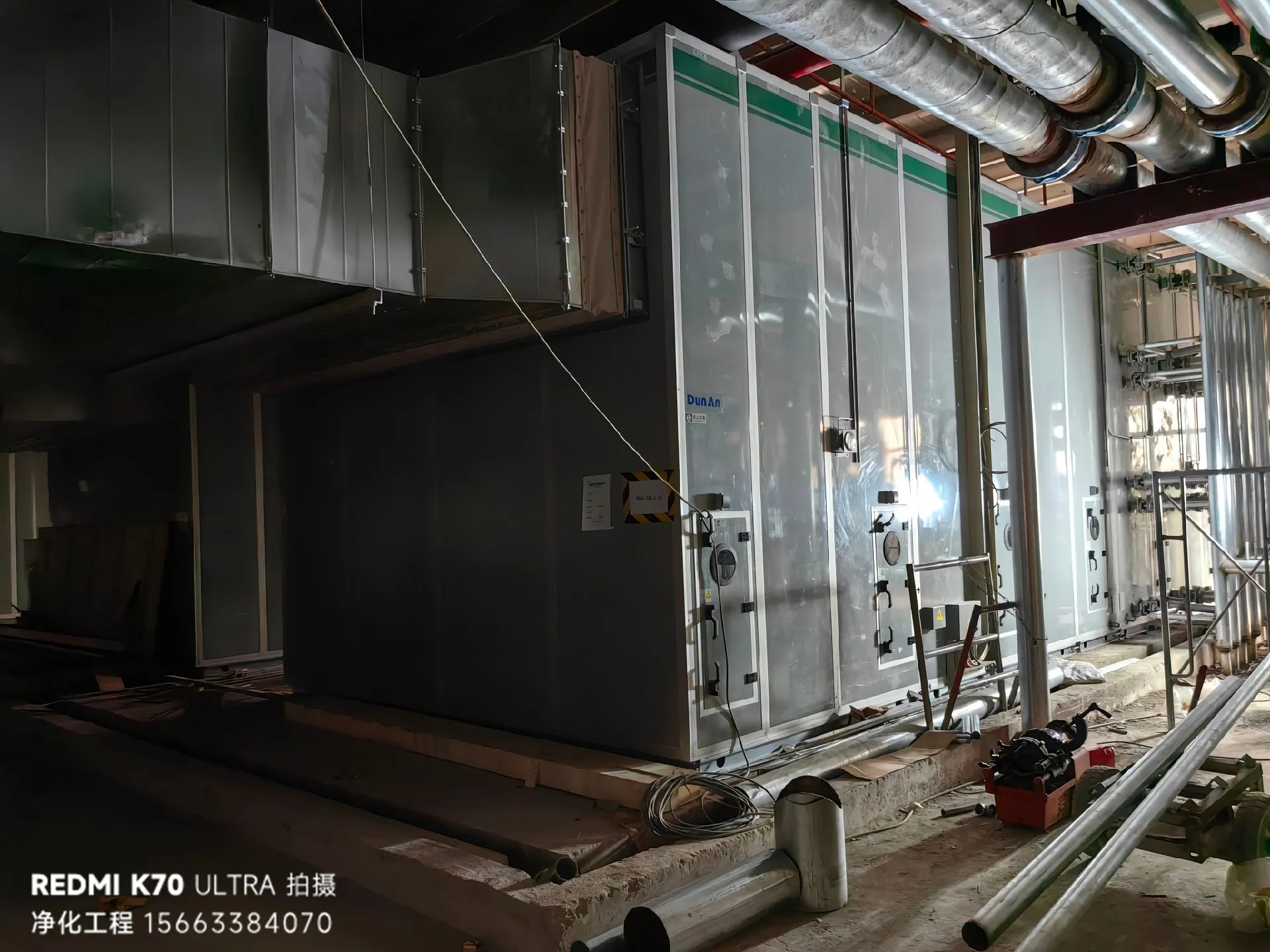 南京浦口经济开发区晶耀光能 12000㎡光伏组件洁净厂房装修工程