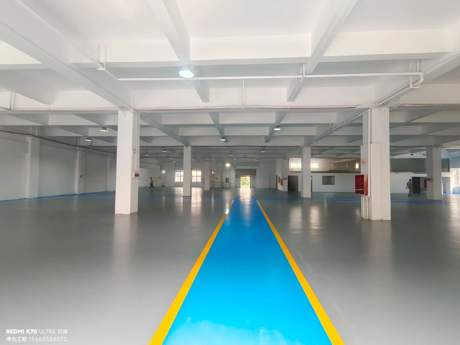 环氧地坪的耐酸碱腐蚀测试