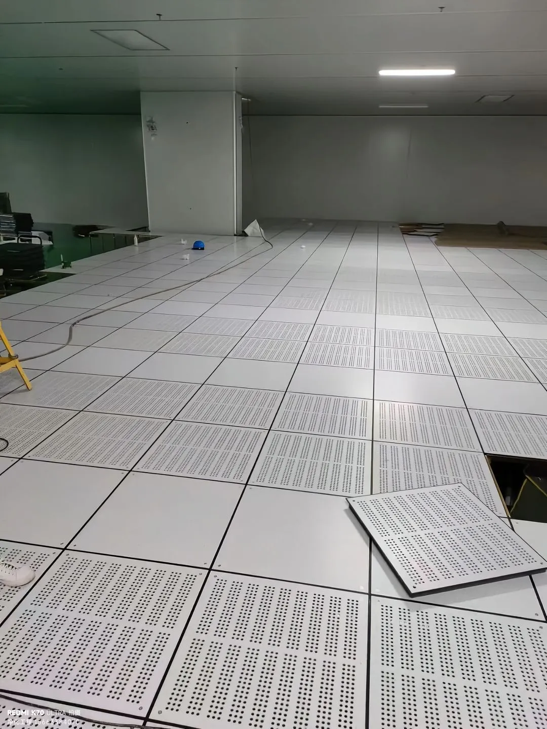 洁净室防静电全攻略：设计、施工、验收与运维一站式指南