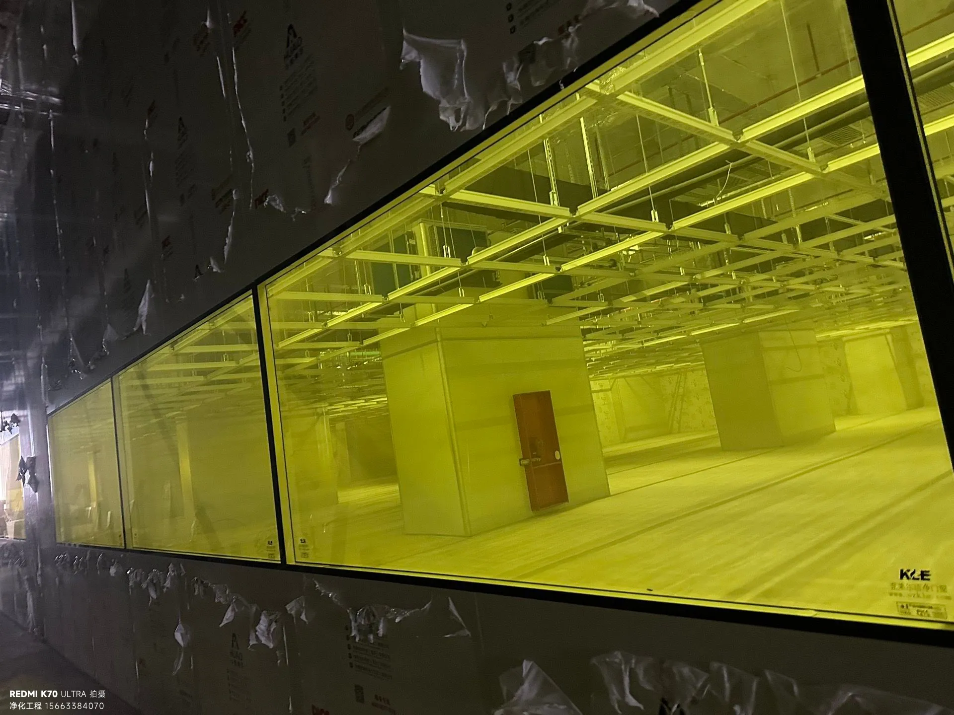 光学镜头装配：局部百级洁净区的设计与维护